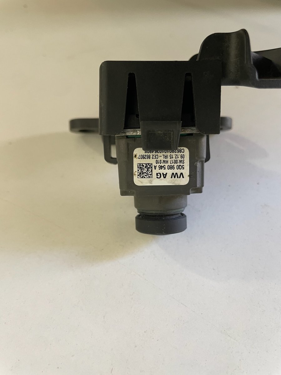 MQB Volkswagen Passat B8 Uj front első kamera vw skoda porsche audi seat