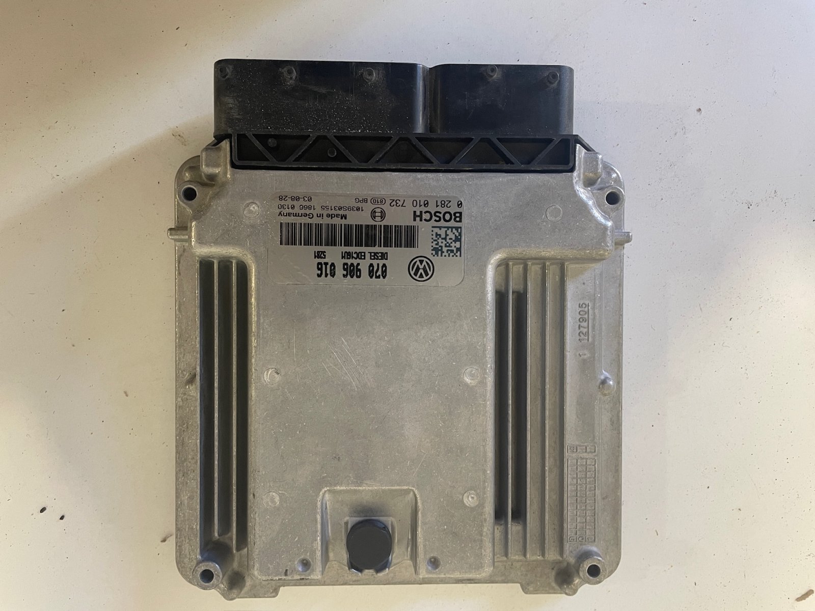 Transporter VW T5 2,5 TDI AXD motorvezérlő elektronika / 0281010732